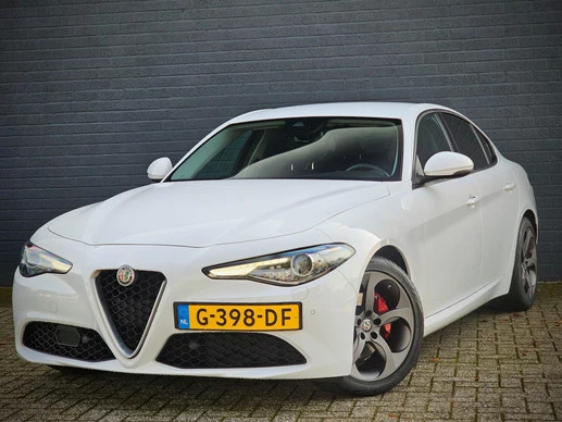 Alfa Romeo Giulia - Afbeelding 1 van 23