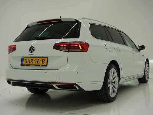 Volkswagen Passat - Afbeelding 9 van 30