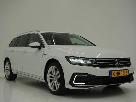 Volkswagen Passat - Afbeelding 11 van 30