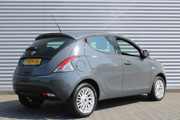 Lancia Ypsilon - Afbeelding 4 van 27