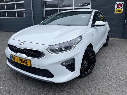 Kia Ceed - Afbeelding 1 van 30