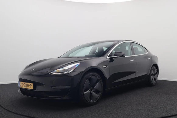 Tesla Model 3 - Afbeelding 1 van 30