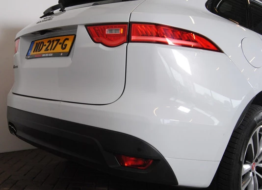 Jaguar F-PACE - Afbeelding 16 van 30