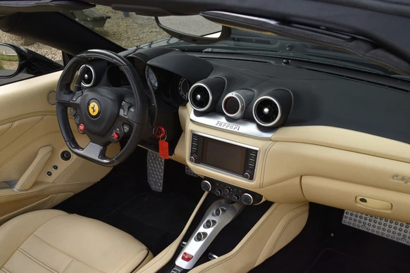 Ferrari California - Afbeelding 20 van 29