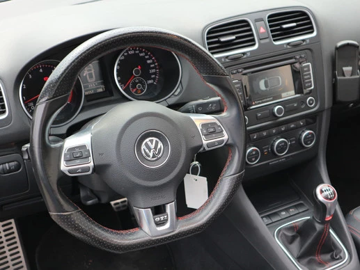 Volkswagen Golf - Afbeelding 17 van 27