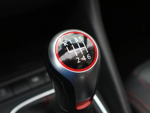 Volkswagen Golf - Afbeelding 23 van 27