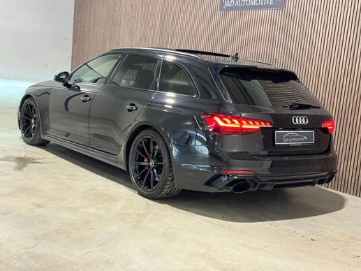 Audi RS4 - Afbeelding 6 van 30