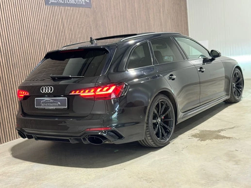 Audi RS4 - Afbeelding 9 van 30