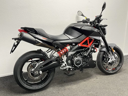 Aprilia  - Afbeelding 4 van 21