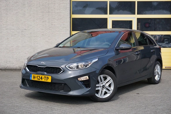 Kia Ceed - Afbeelding 1 van 28