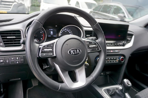 Kia Ceed - Afbeelding 7 van 28