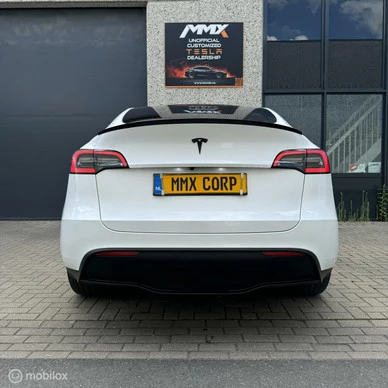 Tesla Model Y - Afbeelding 8 van 19