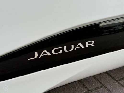 Jaguar I-PACE - Afbeelding 27 van 29