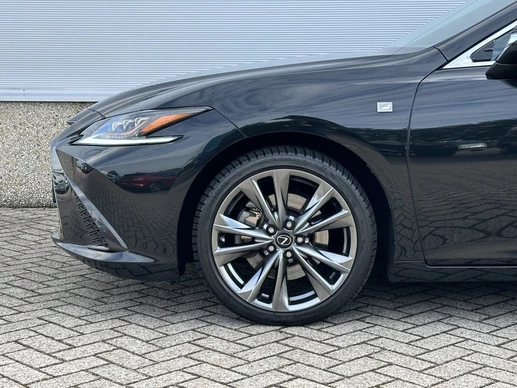 Lexus ES - Afbeelding 10 van 30