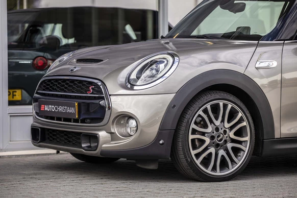 MINI Cooper S Cabrio - Afbeelding 18 van 30