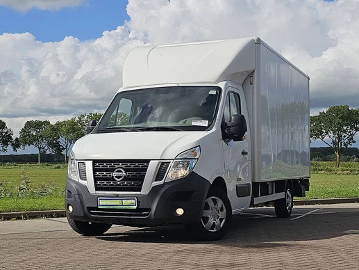 Nissan NV400