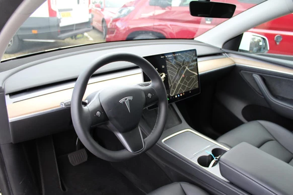 Tesla Model Y - Afbeelding 11 van 17