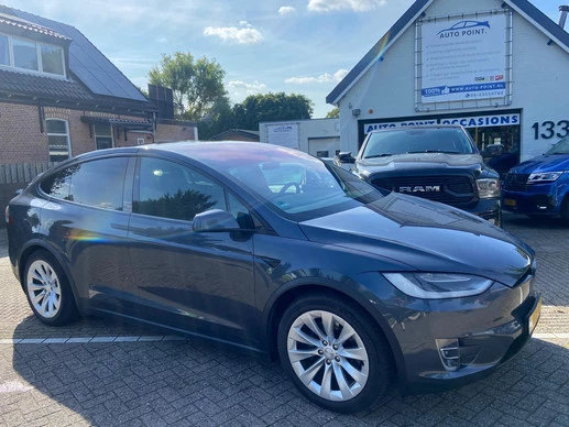 Tesla Model X - Afbeelding 2 van 16