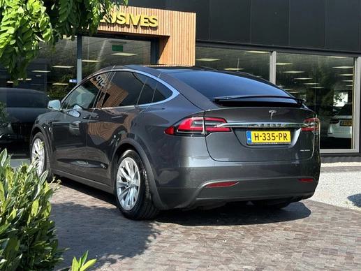 Tesla Model X - Afbeelding 13 van 30