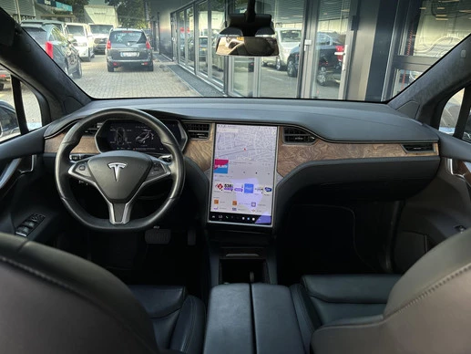 Tesla Model X - Afbeelding 15 van 30