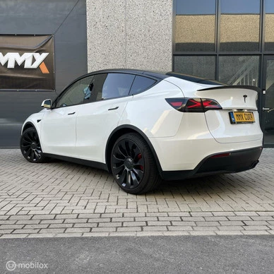 Tesla Model Y - Afbeelding 7 van 23