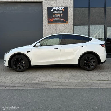 Tesla Model Y - Afbeelding 6 van 23