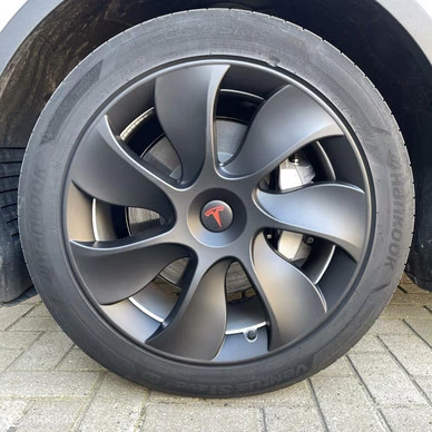 Tesla Model Y - Afbeelding 20 van 23