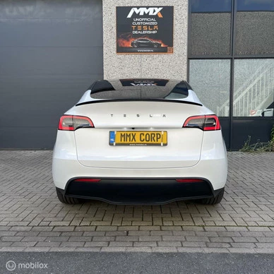 Tesla Model Y - Afbeelding 8 van 23