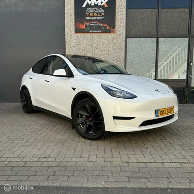 Tesla Model Y - Afbeelding 3 van 18