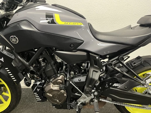 Yamaha MT 07 - Afbeelding 17 van 24