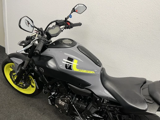 Yamaha MT 07 - Afbeelding 18 van 24