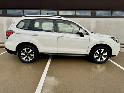 Subaru Forester - Afbeelding 10 van 30