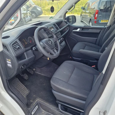 Volkswagen MULTIVAN - Afbeelding 9 van 26