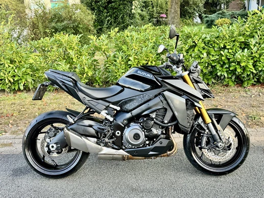 Suzuki GSX