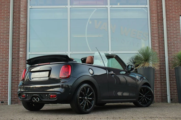 MINI Cooper S Cabrio - Afbeelding 2 van 30