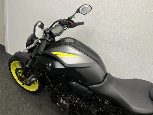 Yamaha MT 07 - Afbeelding 18 van 21