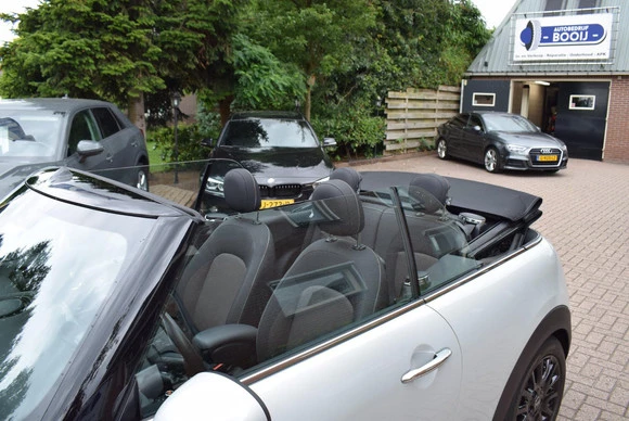 MINI Cooper Cabrio - Afbeelding 21 van 30