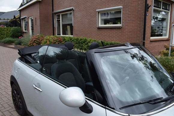 MINI Cooper Cabrio - Afbeelding 23 van 30