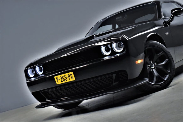 Dodge Challenger - Afbeelding 2 van 29