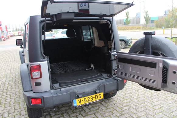 Jeep Wrangler - Afbeelding 27 van 30