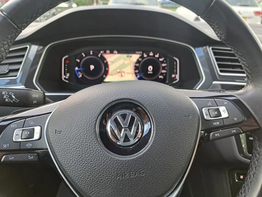 Volkswagen Tiguan - Afbeelding 8 van 30