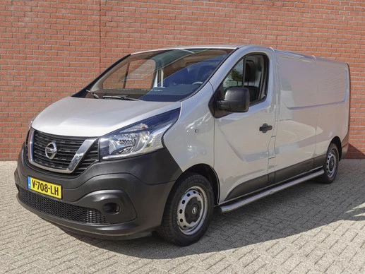 Nissan NV300