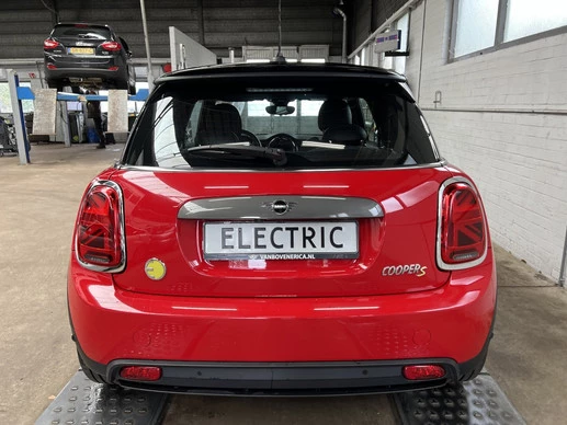 MINI Electric - Afbeelding 16 van 30
