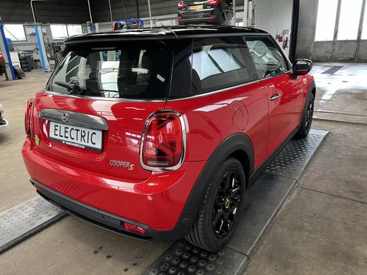MINI Electric - Afbeelding 21 van 30