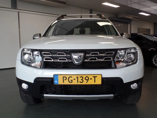 Dacia Duster - Afbeelding 2 van 30