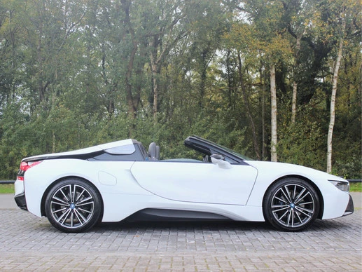 BMW i8 - Afbeelding 8 van 30