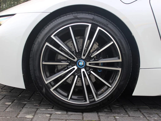 BMW i8 - Afbeelding 12 van 30