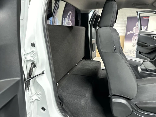 Isuzu D-Max - Afbeelding 11 van 30