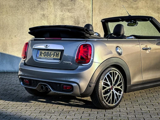 MINI Cooper S Cabrio - Afbeelding 4 van 30