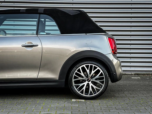 MINI Cooper S Cabrio - Afbeelding 11 van 30